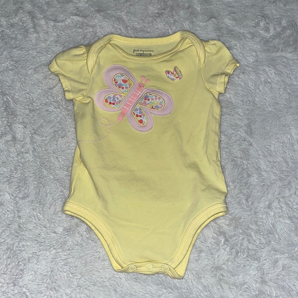 (3 for $10) first impressions butterfly bodysuit